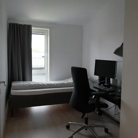 Apartment Luxury 2 Bedroom On Floor In